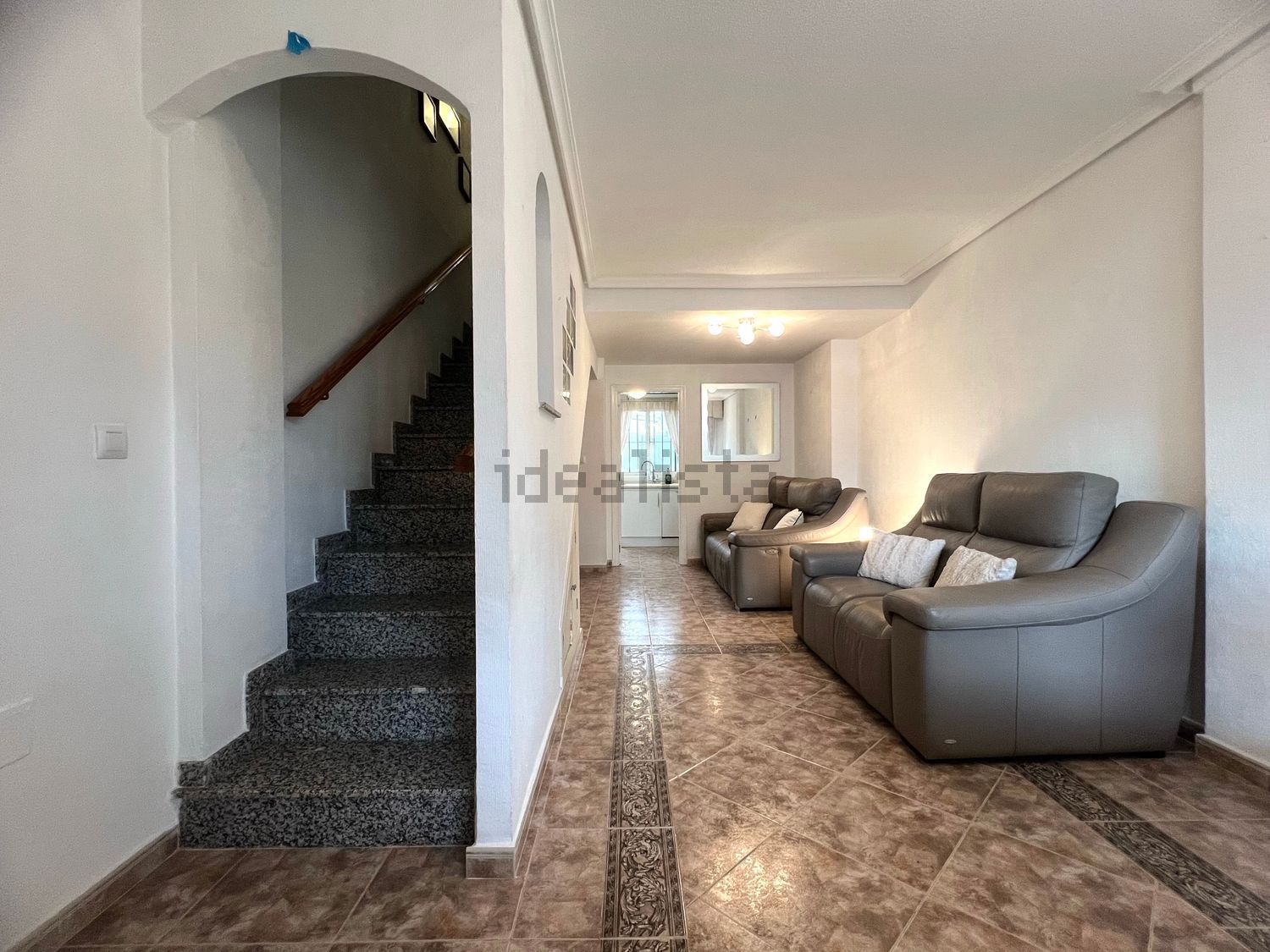 Casa de 100 m² a Oriola