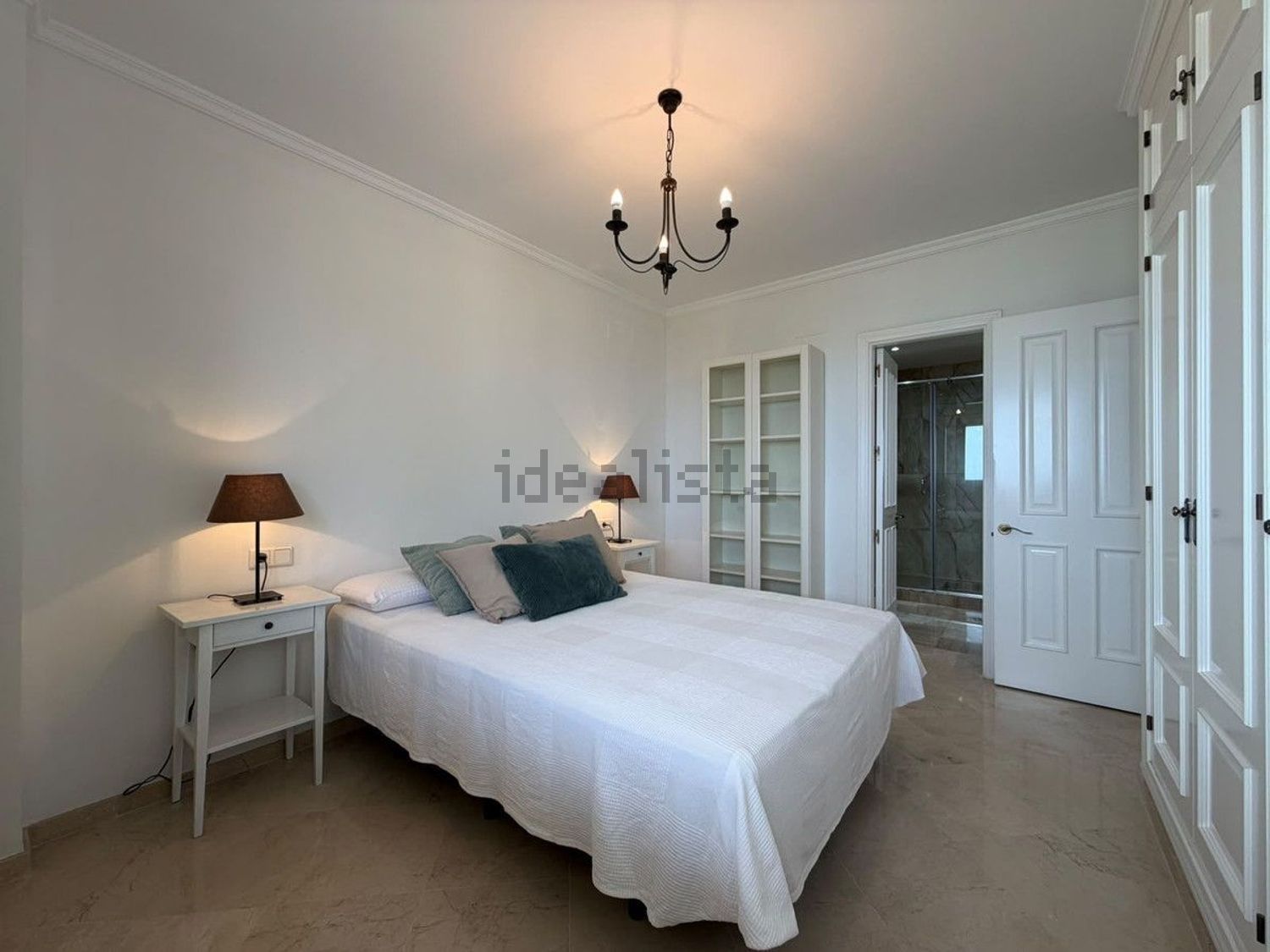 Pis de 192 m² a Estepona
