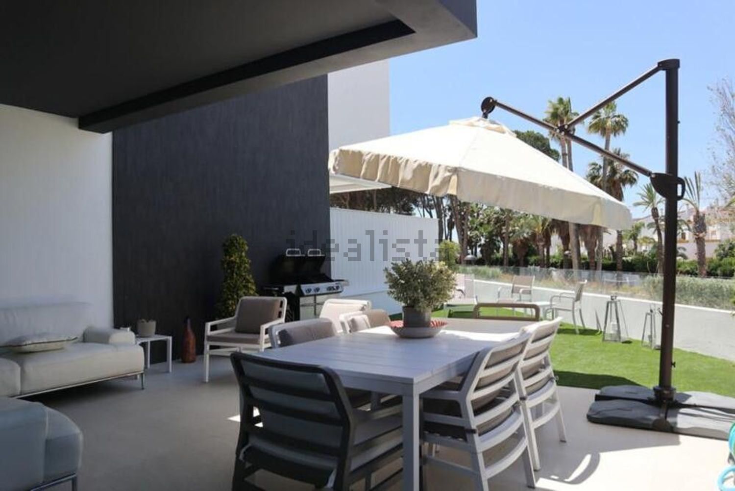 Haus 180 m² in Estepona