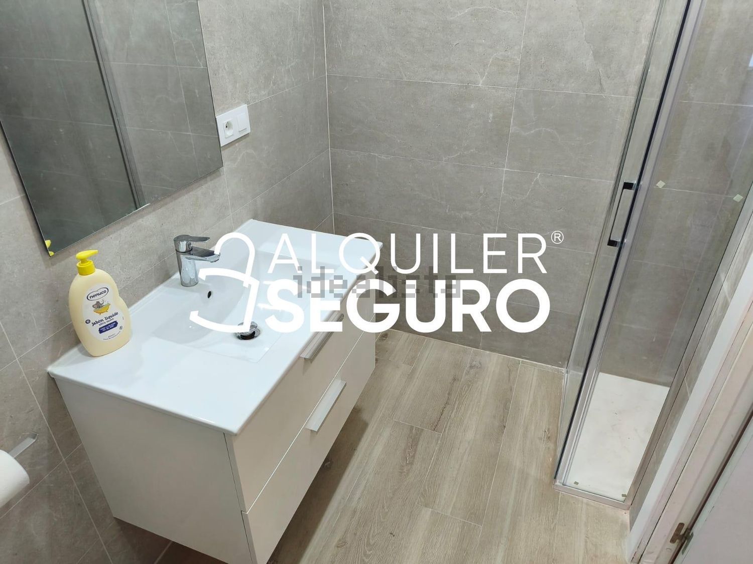Appartement 80 m² à Séville