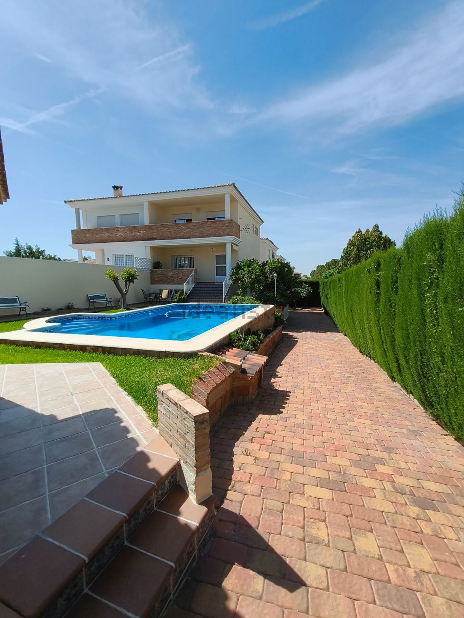 Casa de 240 m² a la Pobla de Vallbona