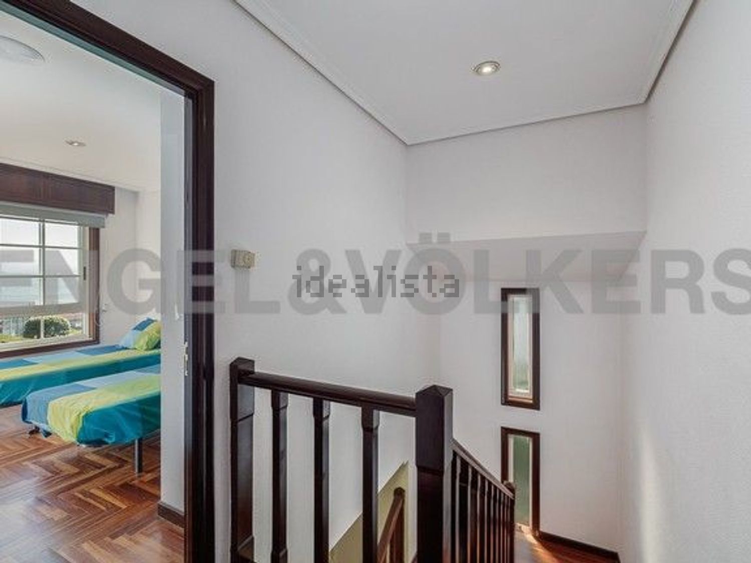 House 300 m² in Baiona