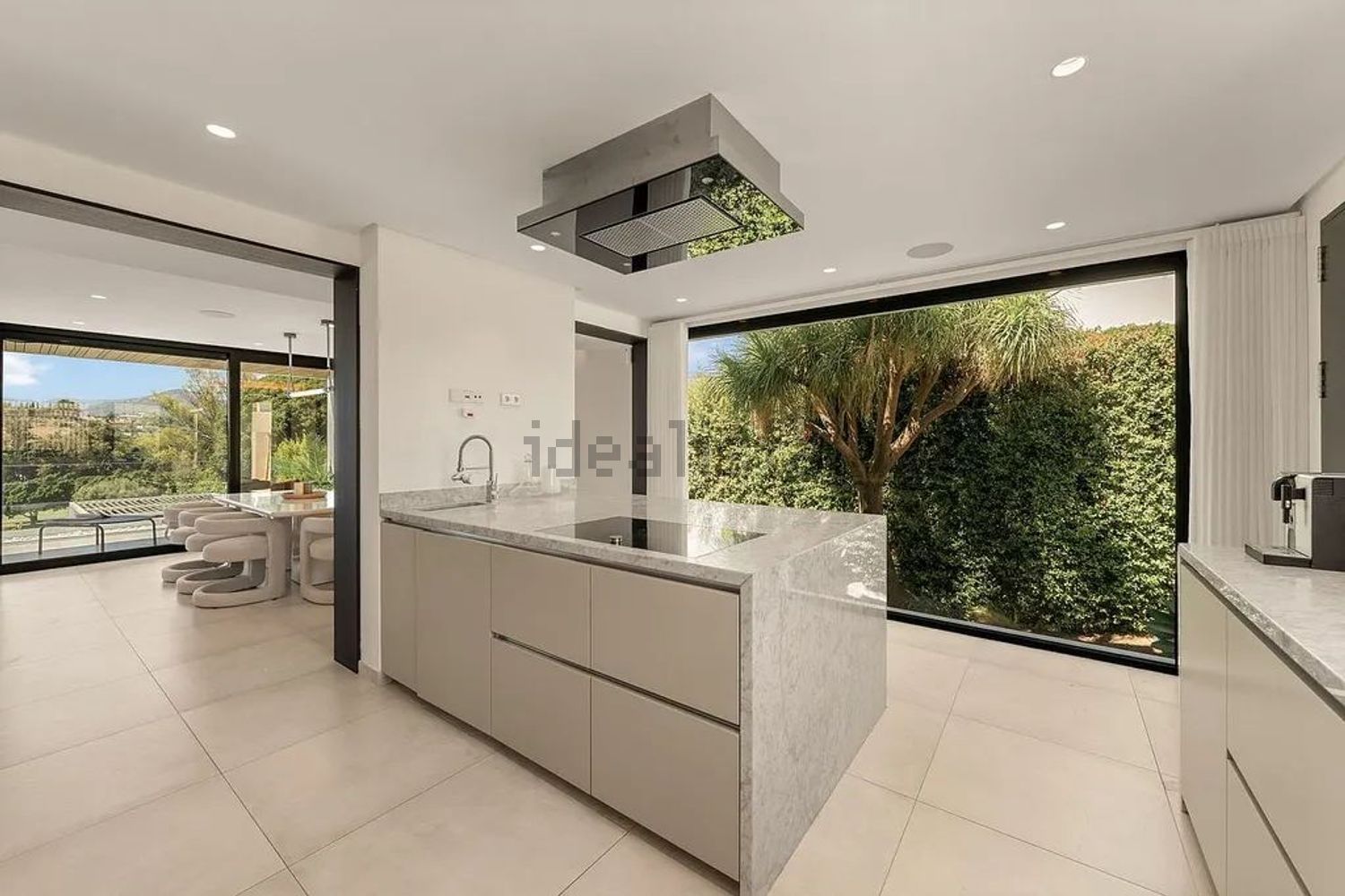 Haus 443 m² in Marbella