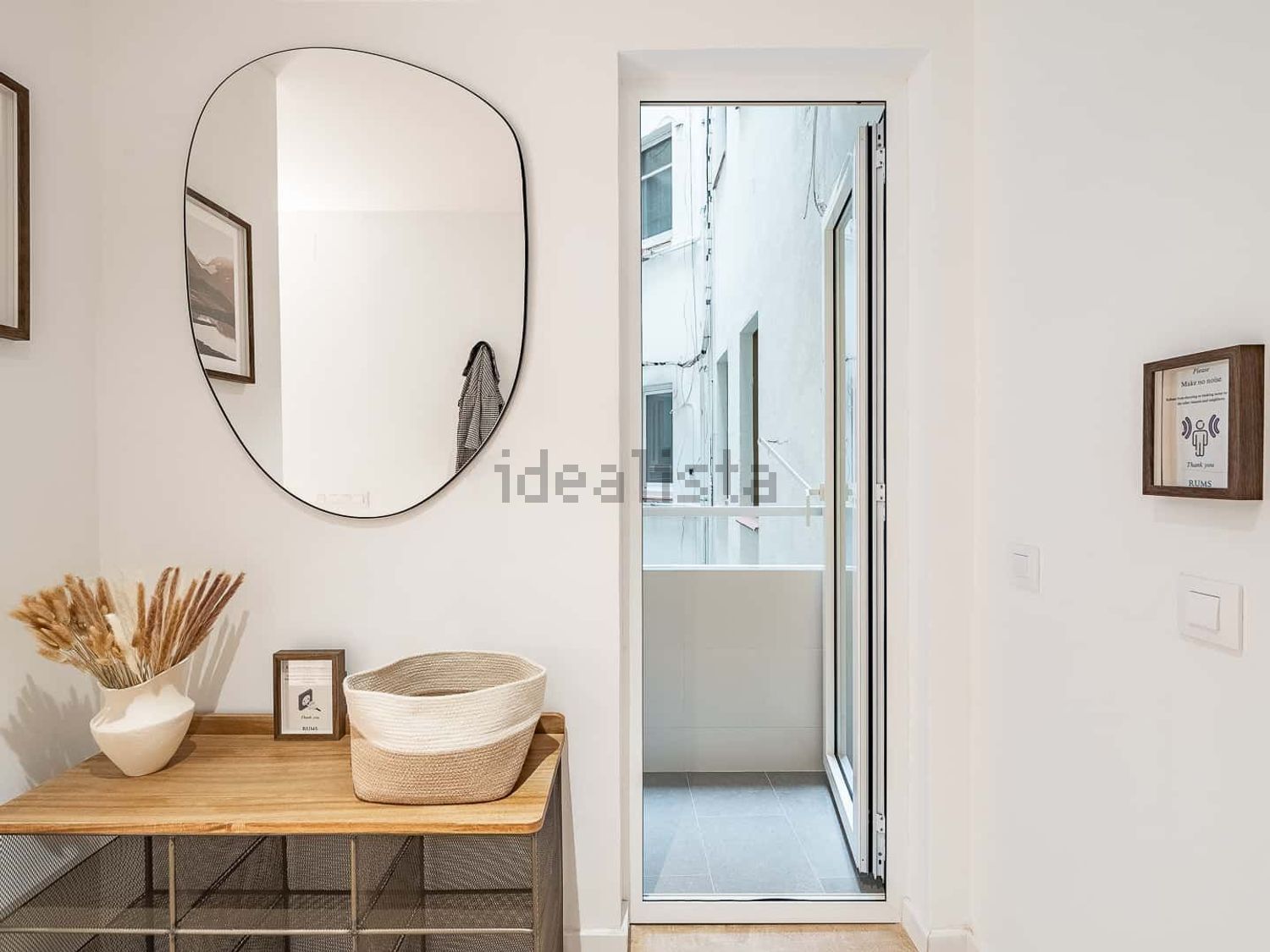 Room for rent, Barcelona