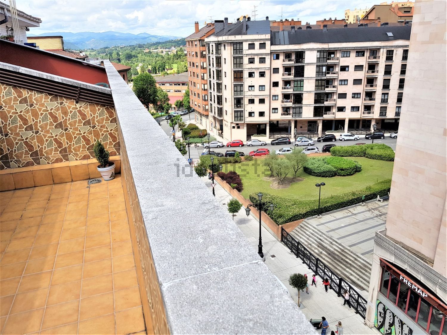 Piso de 68 m² en Oviedo