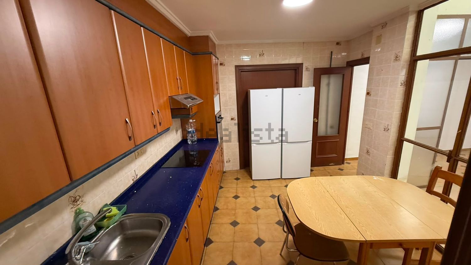 Room for rent, Caudete