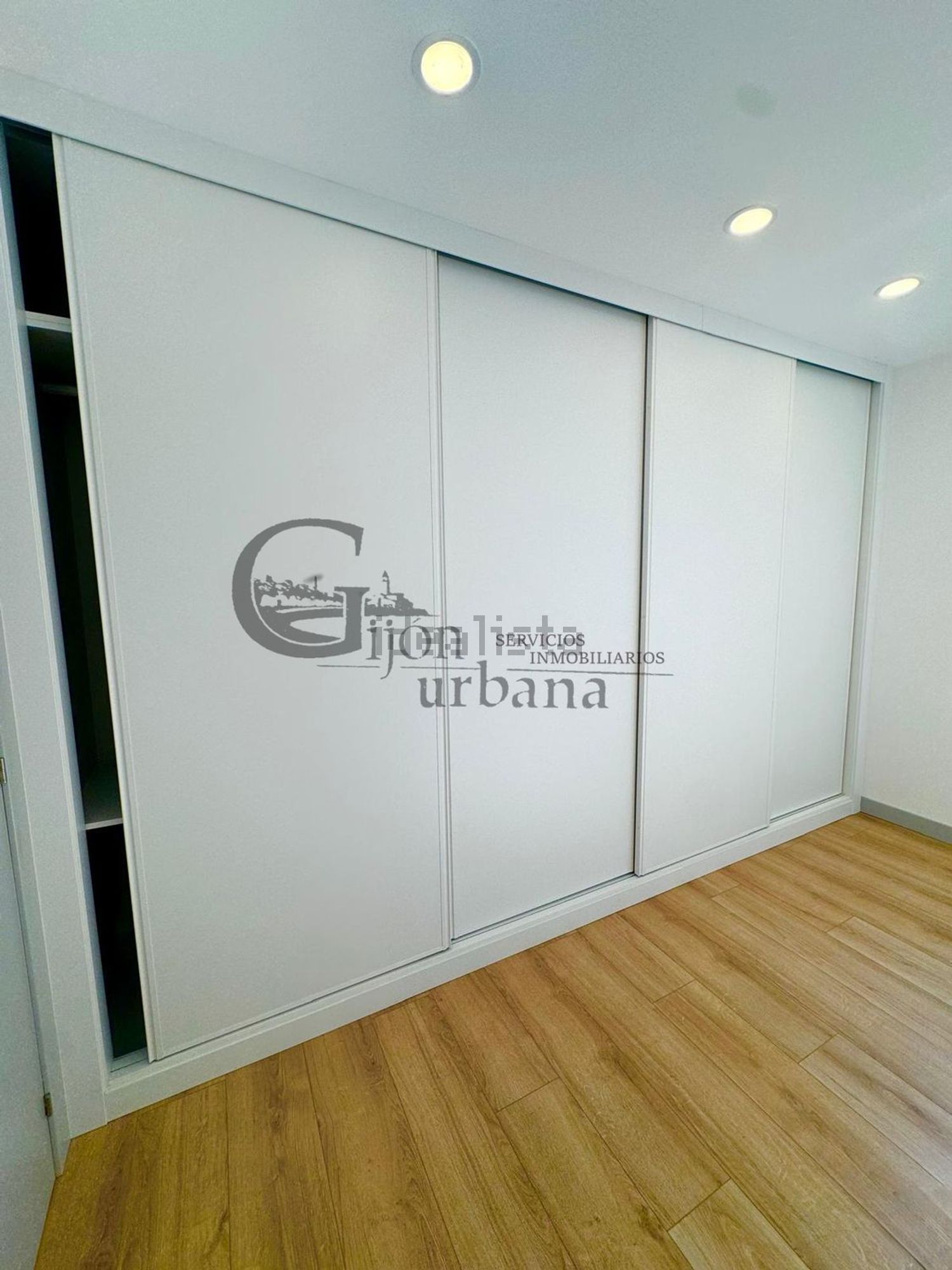 Pis de 105 m² a Gijón