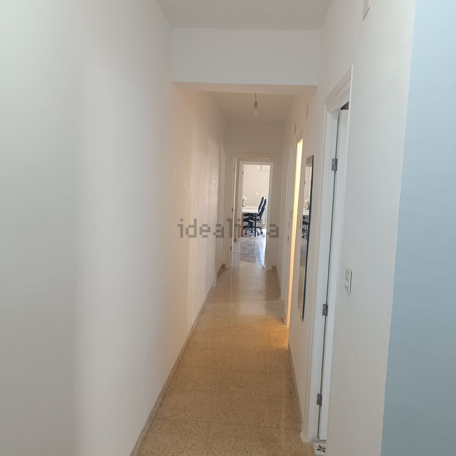 Room for rent, Granada