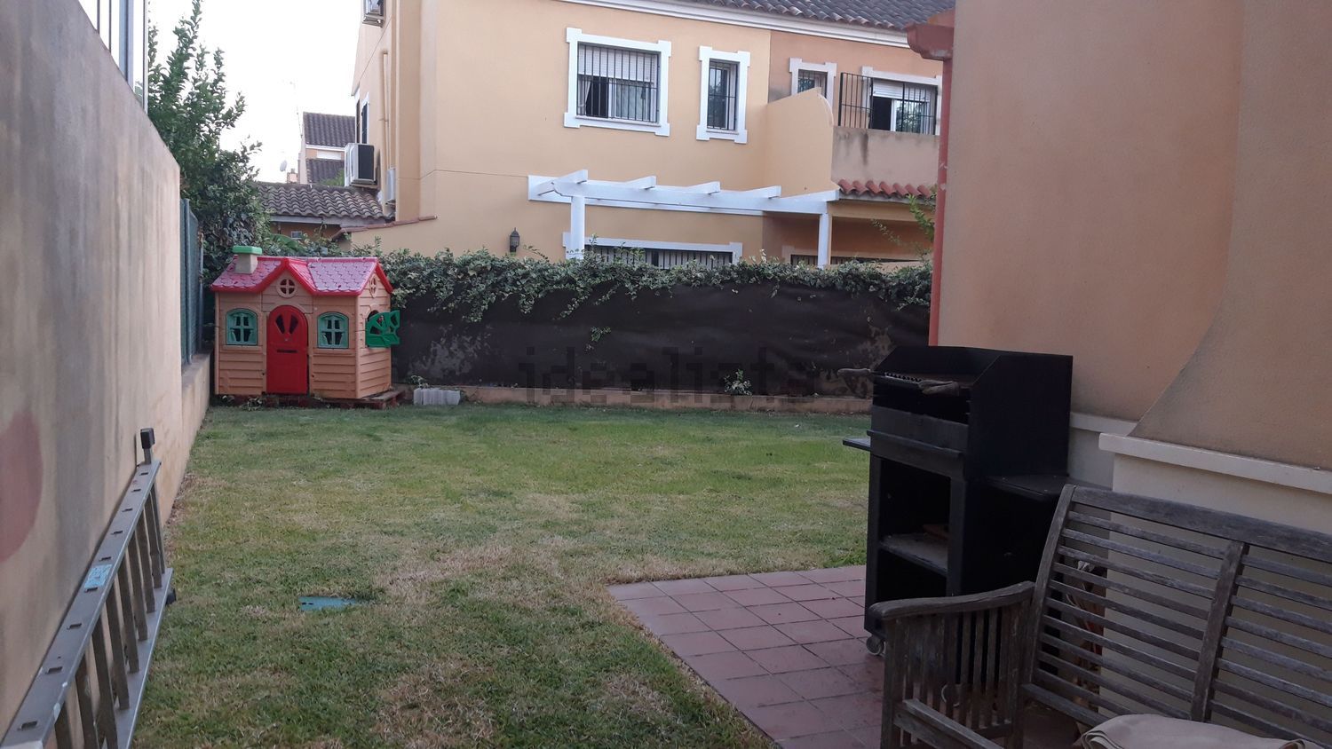 Habitació de lloguer, Espartinas