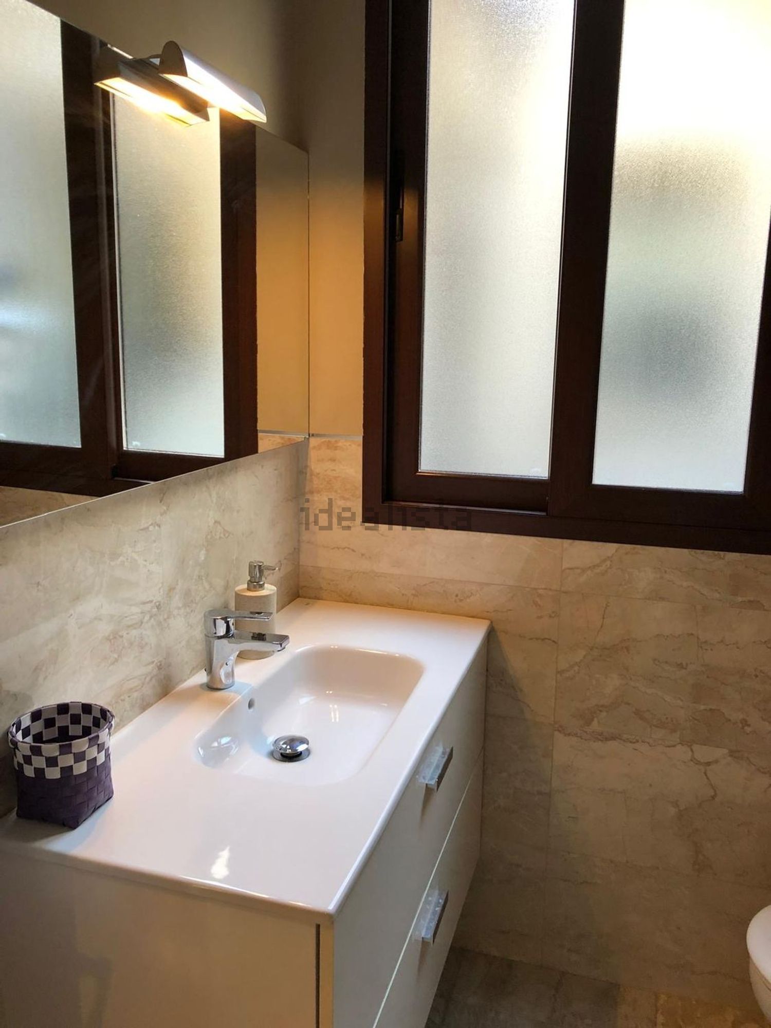 Piso de 70 m² en Granada
