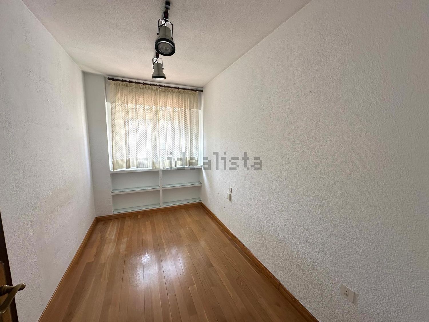Piso de 200 m² en Granada