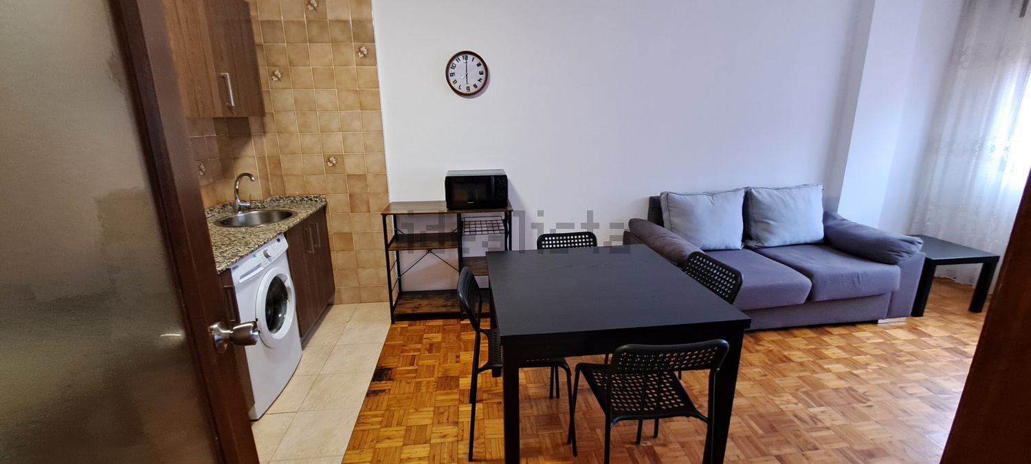 Piso de 40 m² en Oviedo