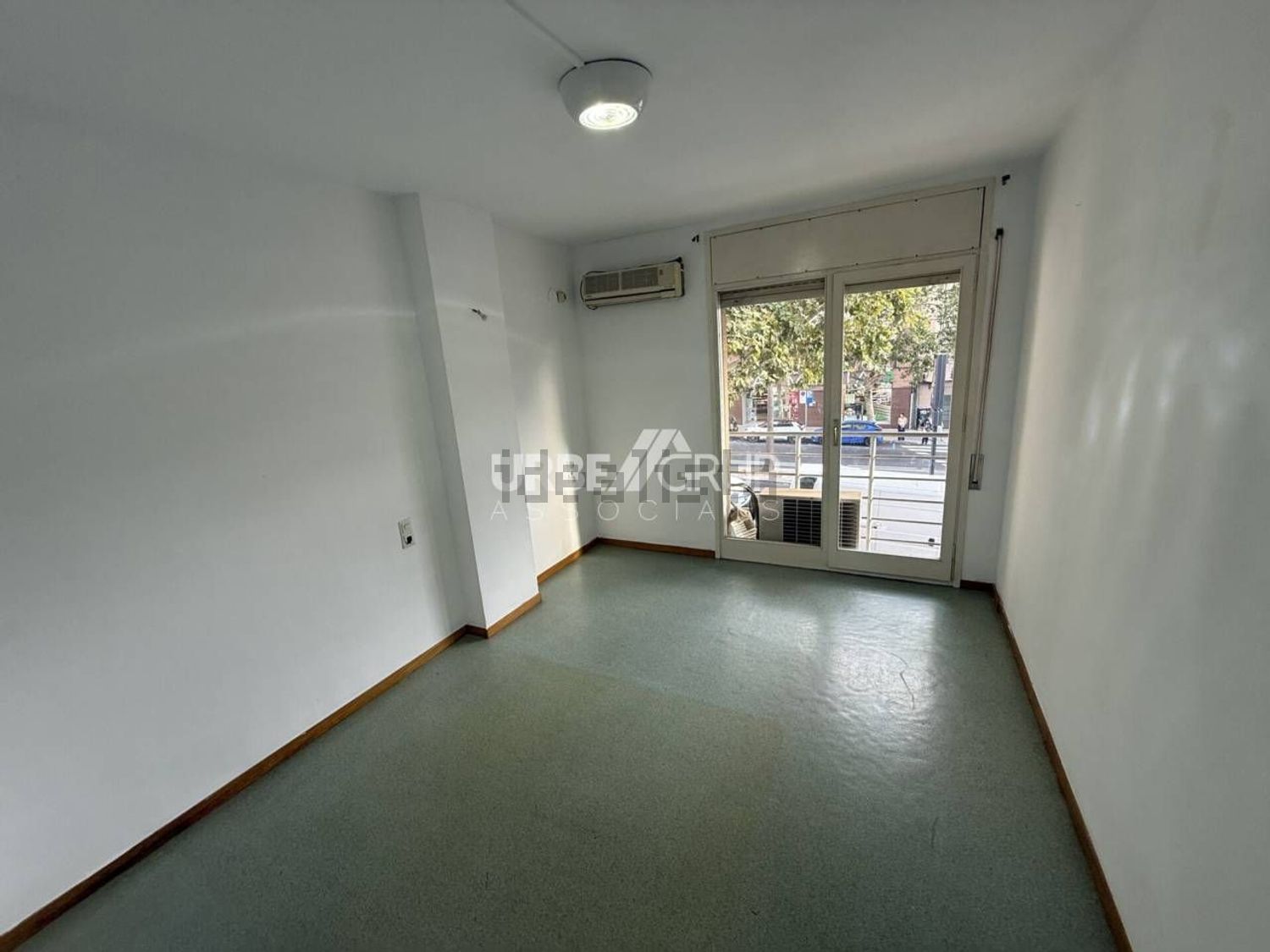Pis de 88 m² a Terrassa