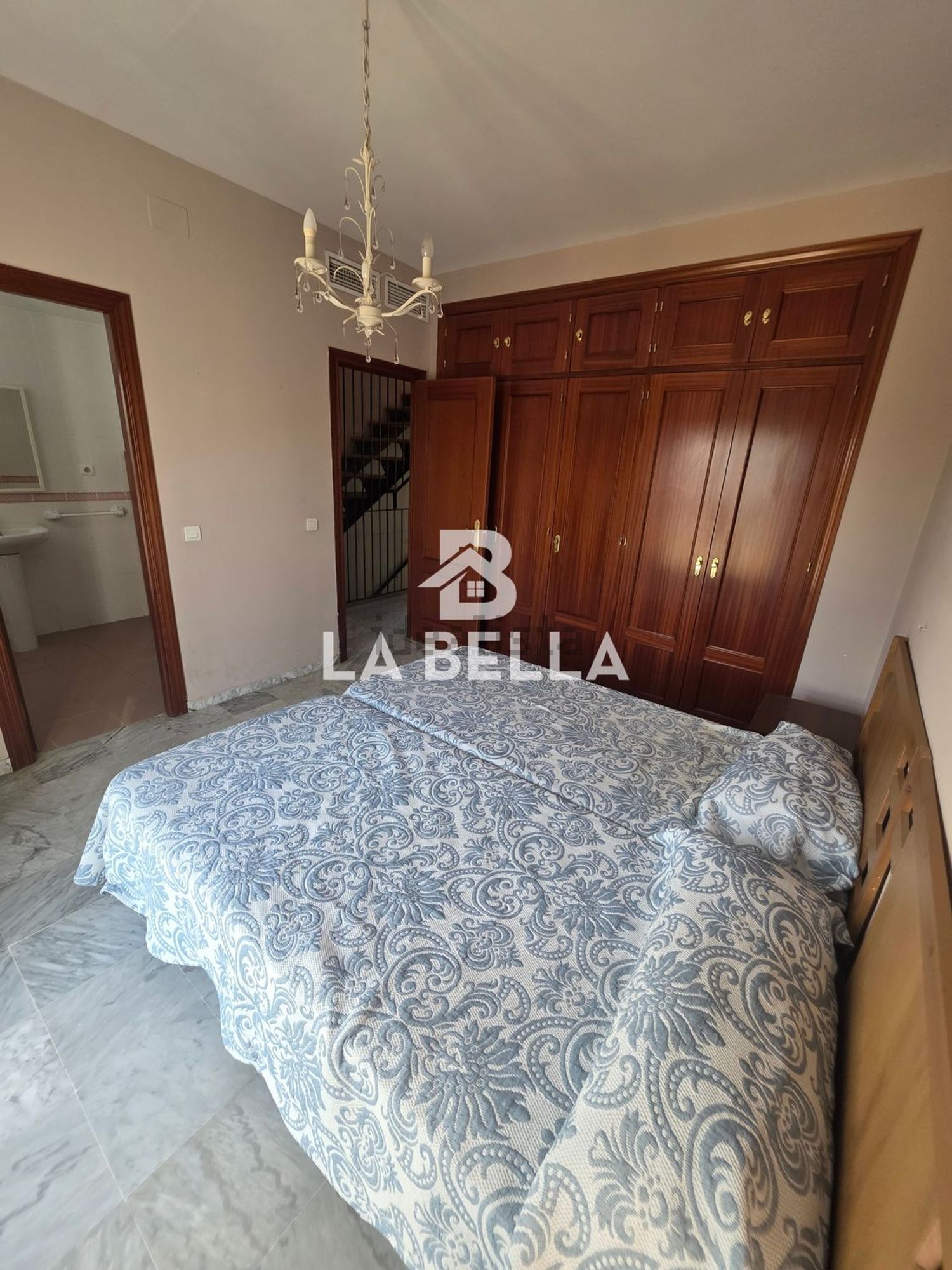 Casa de 122 m² en Sevilla