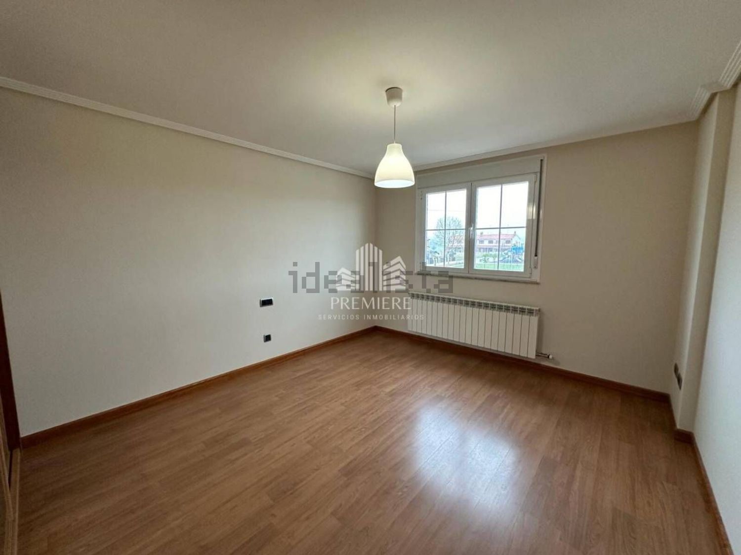 Casa 222 m² a Villares de la Reina