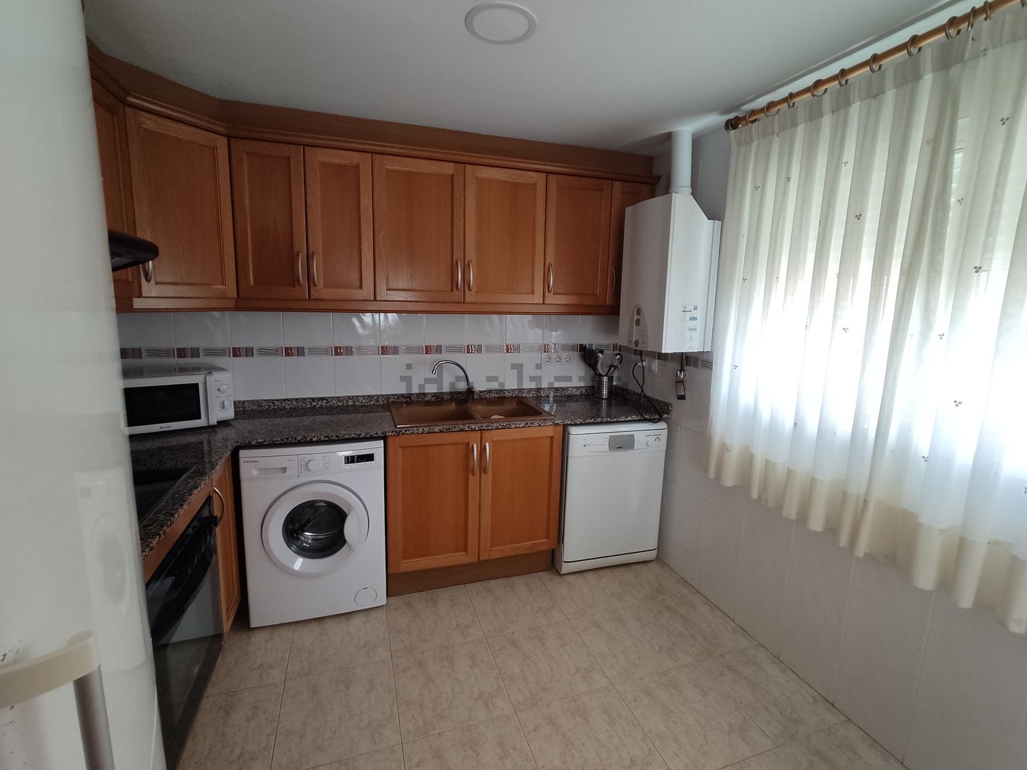 Casa de 240 m² a la Pobla de Vallbona
