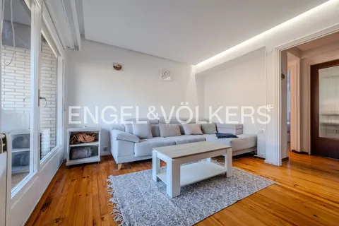 Pis de 86 m² a Sant Sebastià