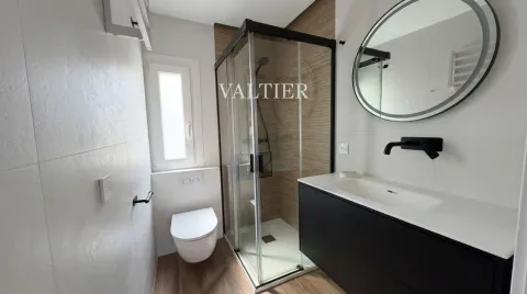 Wohnung 98 m² in Madrid