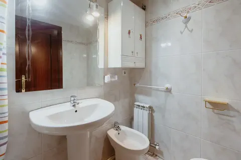 Pis de 90 m² a Osca