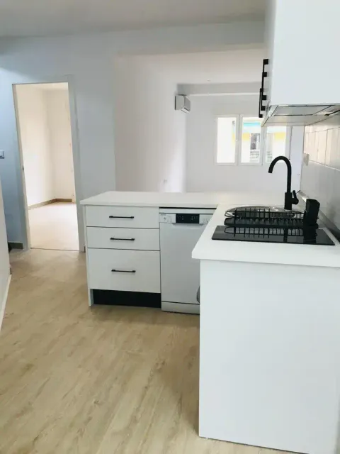 Flat 84 m² in Granada