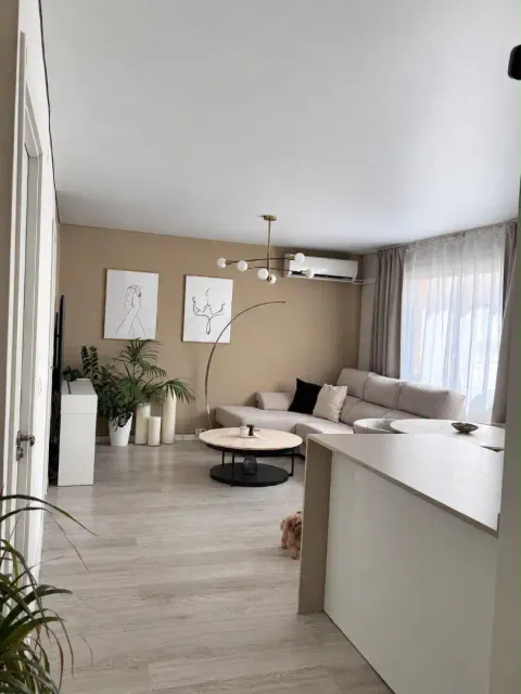 Wohnung 90 m² in Valencia