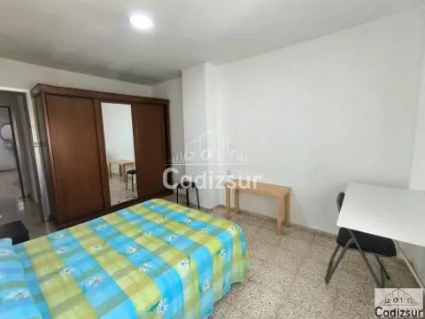 Pis de 101 m² a Cádiz