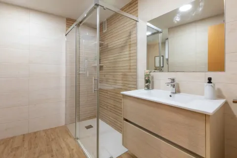 Wohnung 70 m² in Valencia