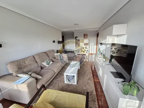 Appartement 100 m² à Vigo