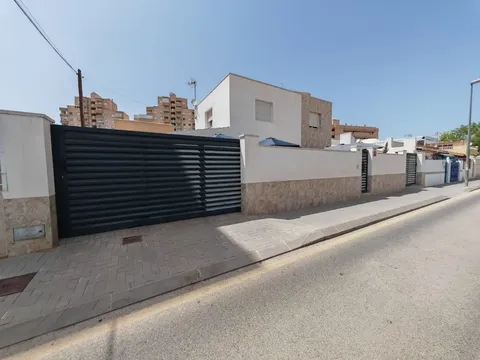Casa de 150 m² a Torrevella