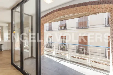 Квартира 150 м² в Мадриде (4/40)