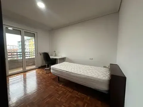 Pis de 130 m² a Pamplona
