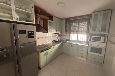 Casa de 200 m² a Oriola