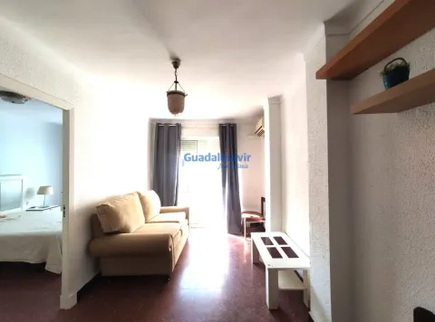 Квартира 45 м² у Севільі