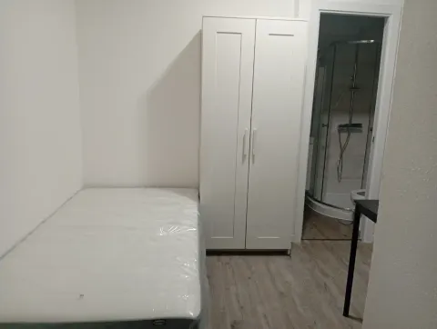 Chambre à louer, Madrid