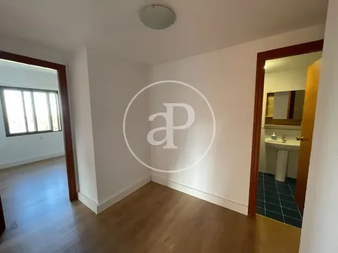 Appartamento 112 m² a Valencia