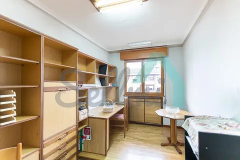 Wohnung 119 m² in Oviedo