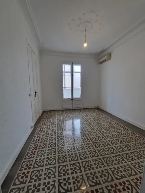 Wohnung 98 m² in Barcelona