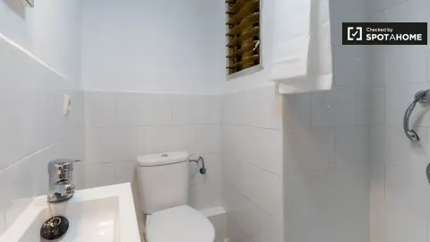 Chambre à louer, Valence