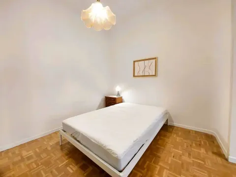 Room for rent, Madrid (4/10)