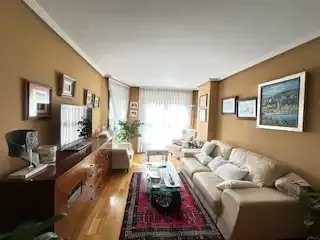Pis de 75 m² a Lleó