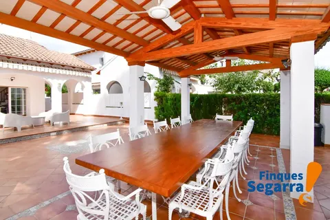Casa de 196 m² a Roda de Berà