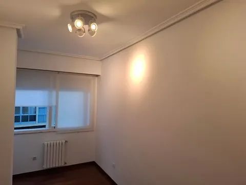 Pis de 140 m² a Ourense