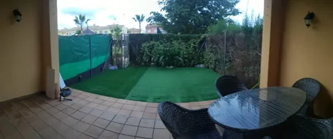 Casa de 183 m² a Los Barrios