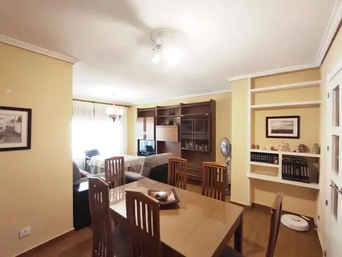 Habitació de lloguer, Antequera