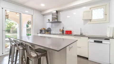 Будинок 606 м² у Palafrugell