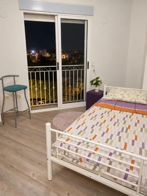 Комната в аренду, Beniel