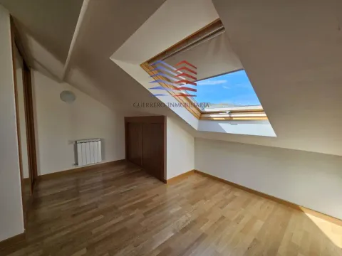 Pis de 147 m² a Ourense