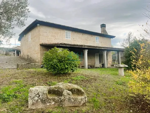 Haus 590 m² in San Cibrao das Viñas