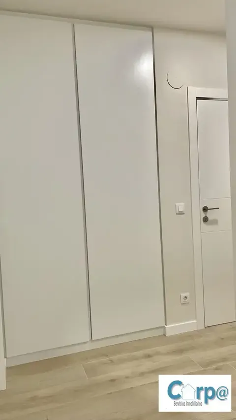 Pis de 80 m² a Pamplona