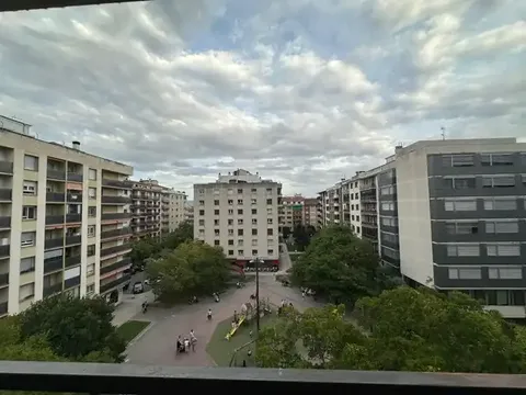 Pis de 130 m² a Pamplona